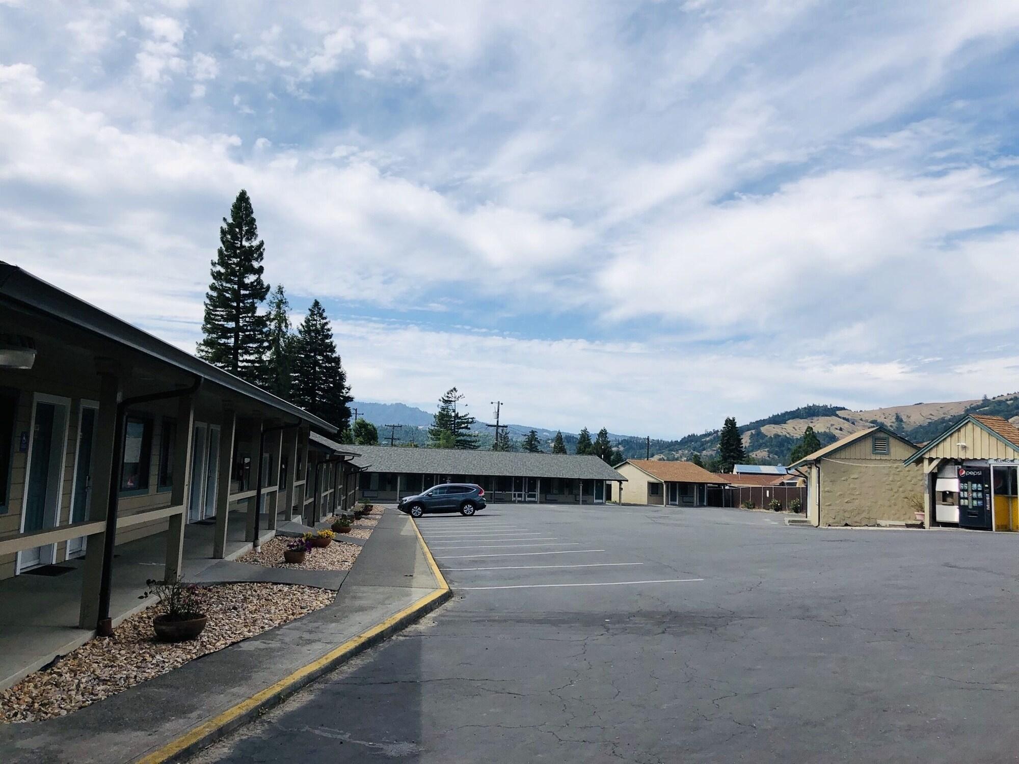 Vista Exterior Motel Garberville