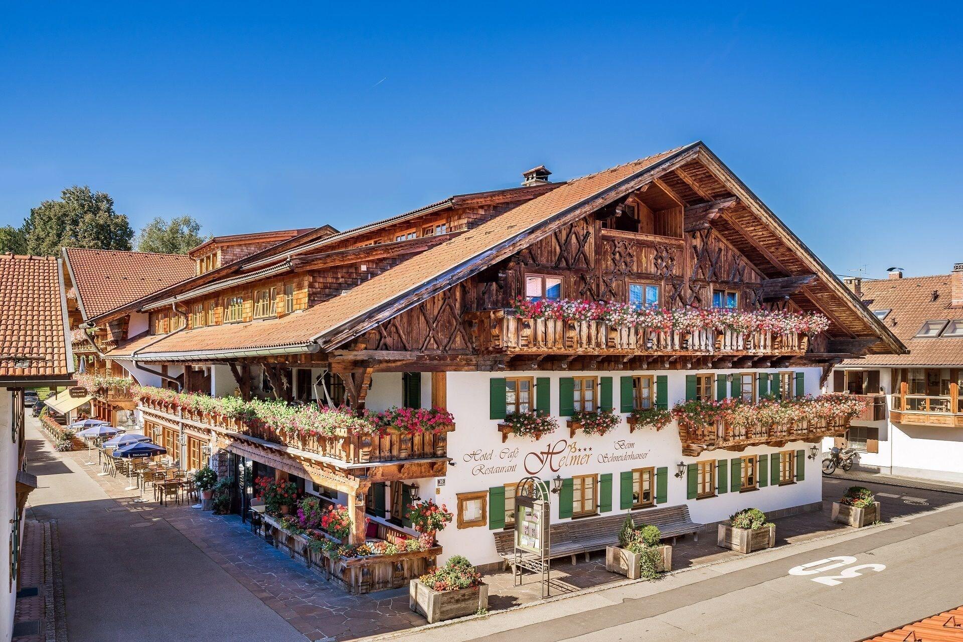 Vista Exterior Hotel Helmer