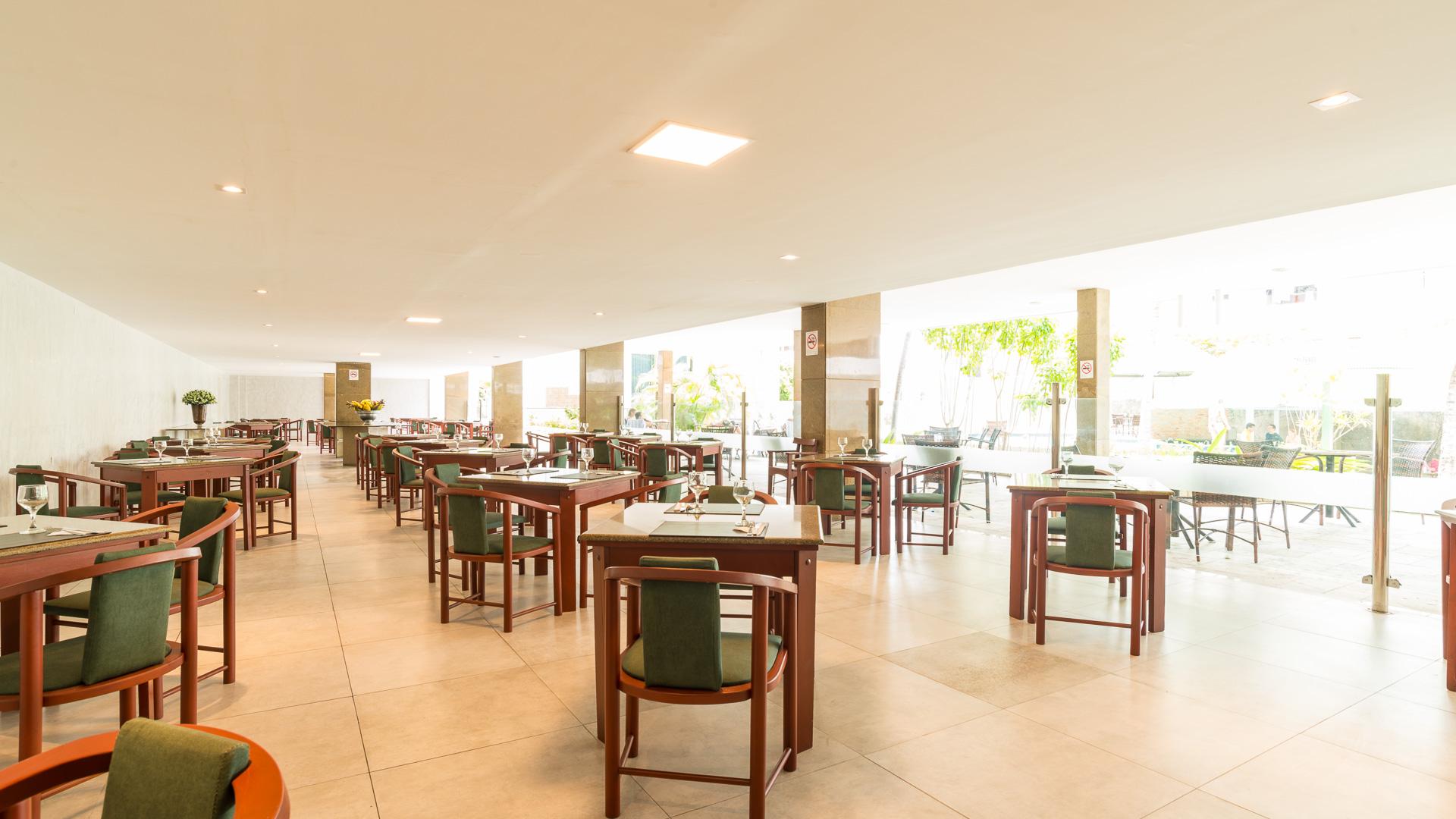 Restaurant El Aram Beach e Convention