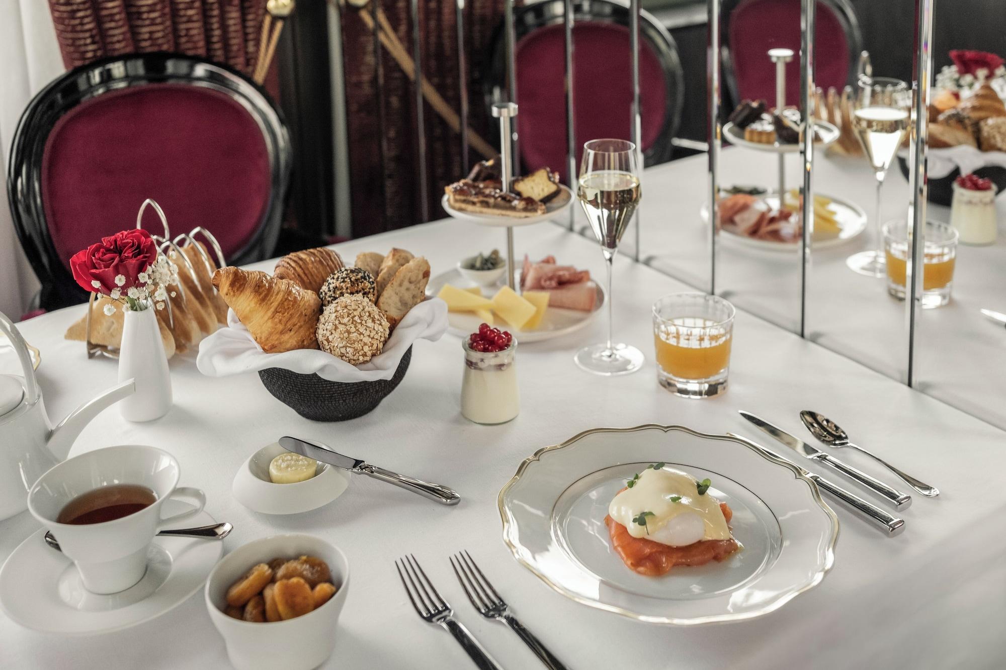 Restaurant 1926 Les Bains Private Spa Suites