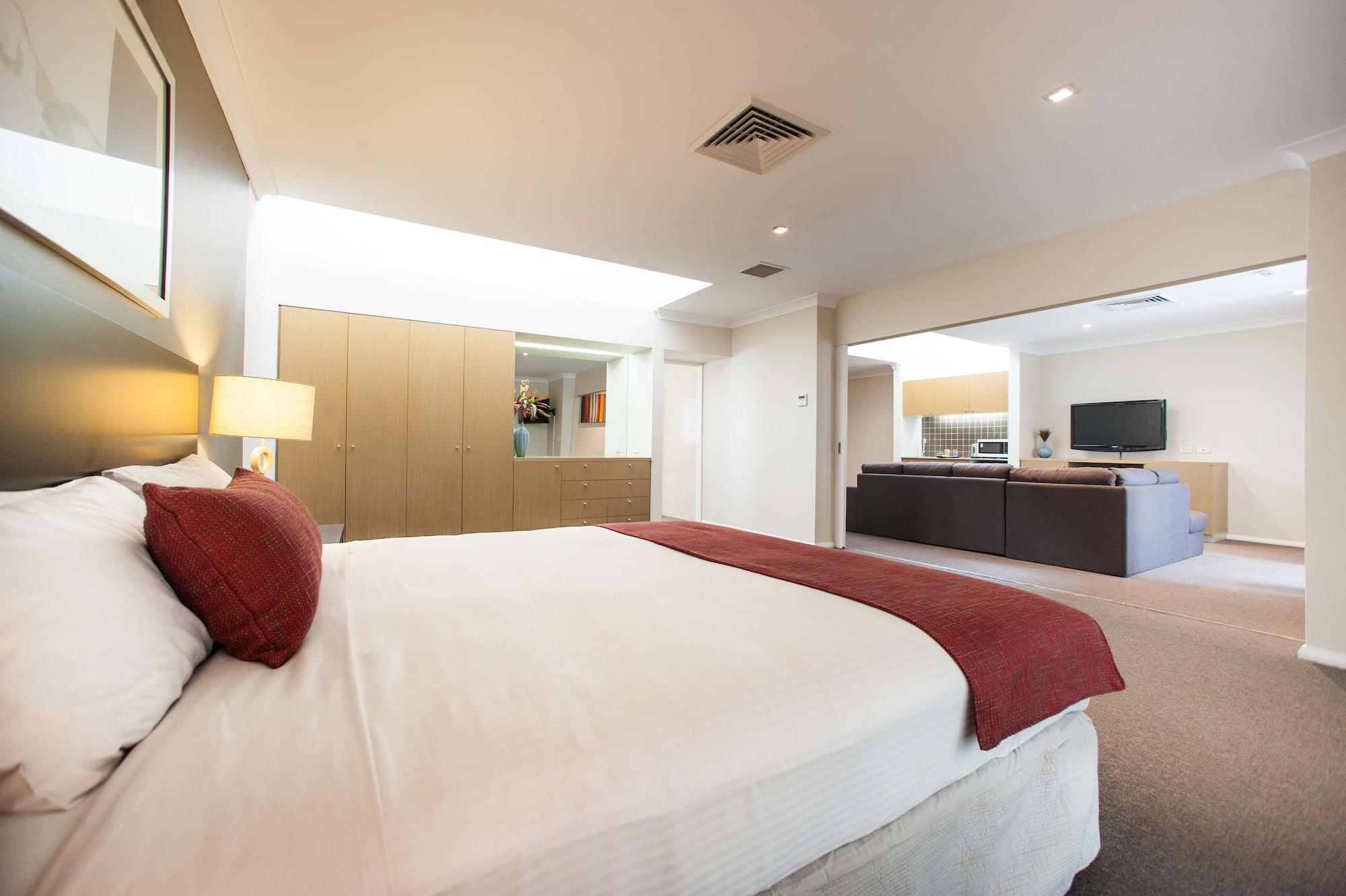 Habitación Ramada Hotel & Suites Sydney Cabramatta