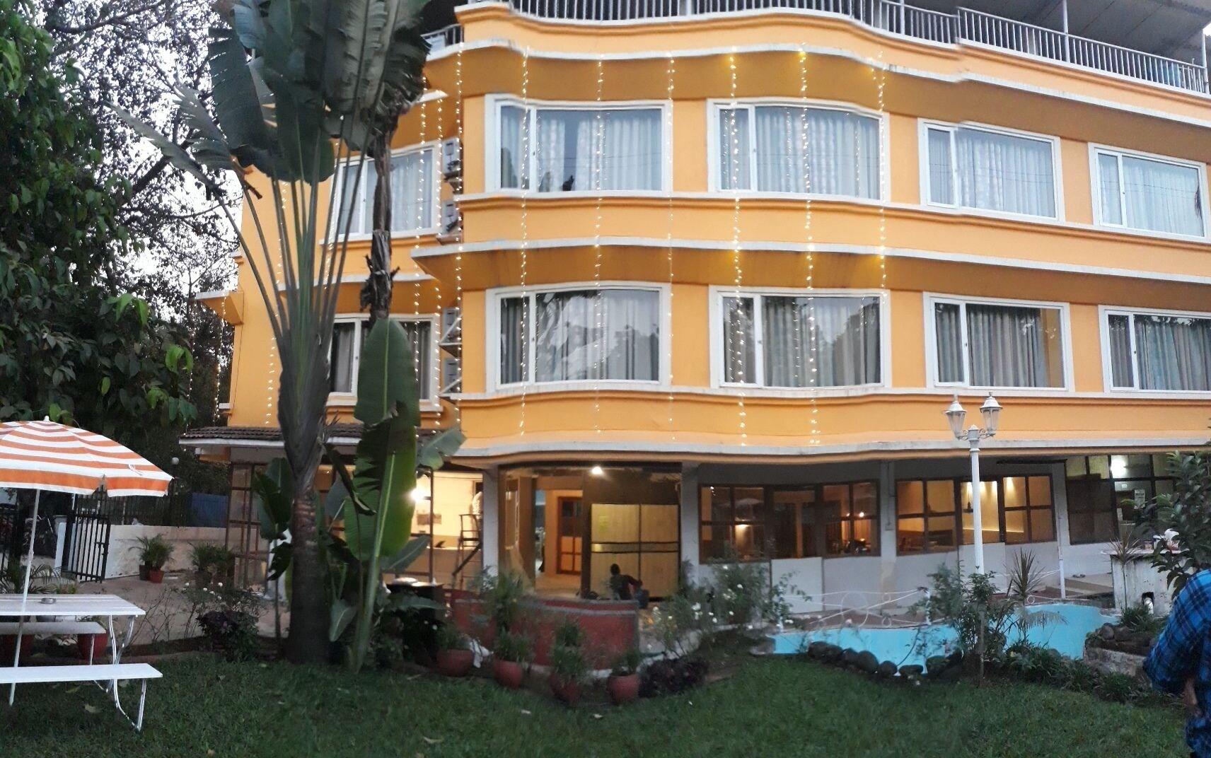 Vista Exterior Lake View Resort