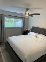 Alojamiento - Comfortable1 bedroom suite located in Cowichan Valley close to various wineries.