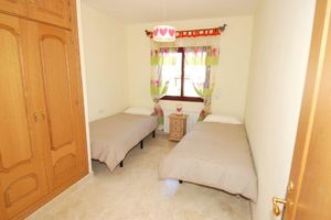 Alquiler Vacacional - Costa Del Sol. Beautiful four bedroom villa with stunning views and private pool
