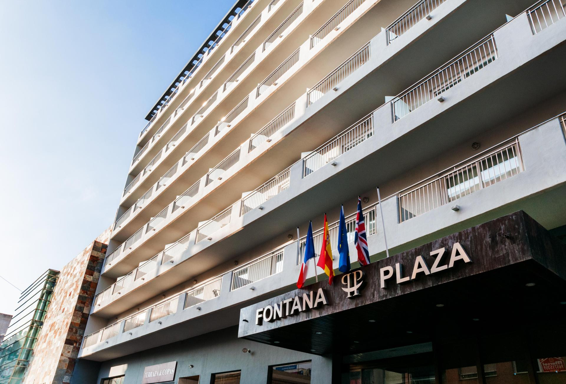 Vista Exterior Hotel Fontana Plaza