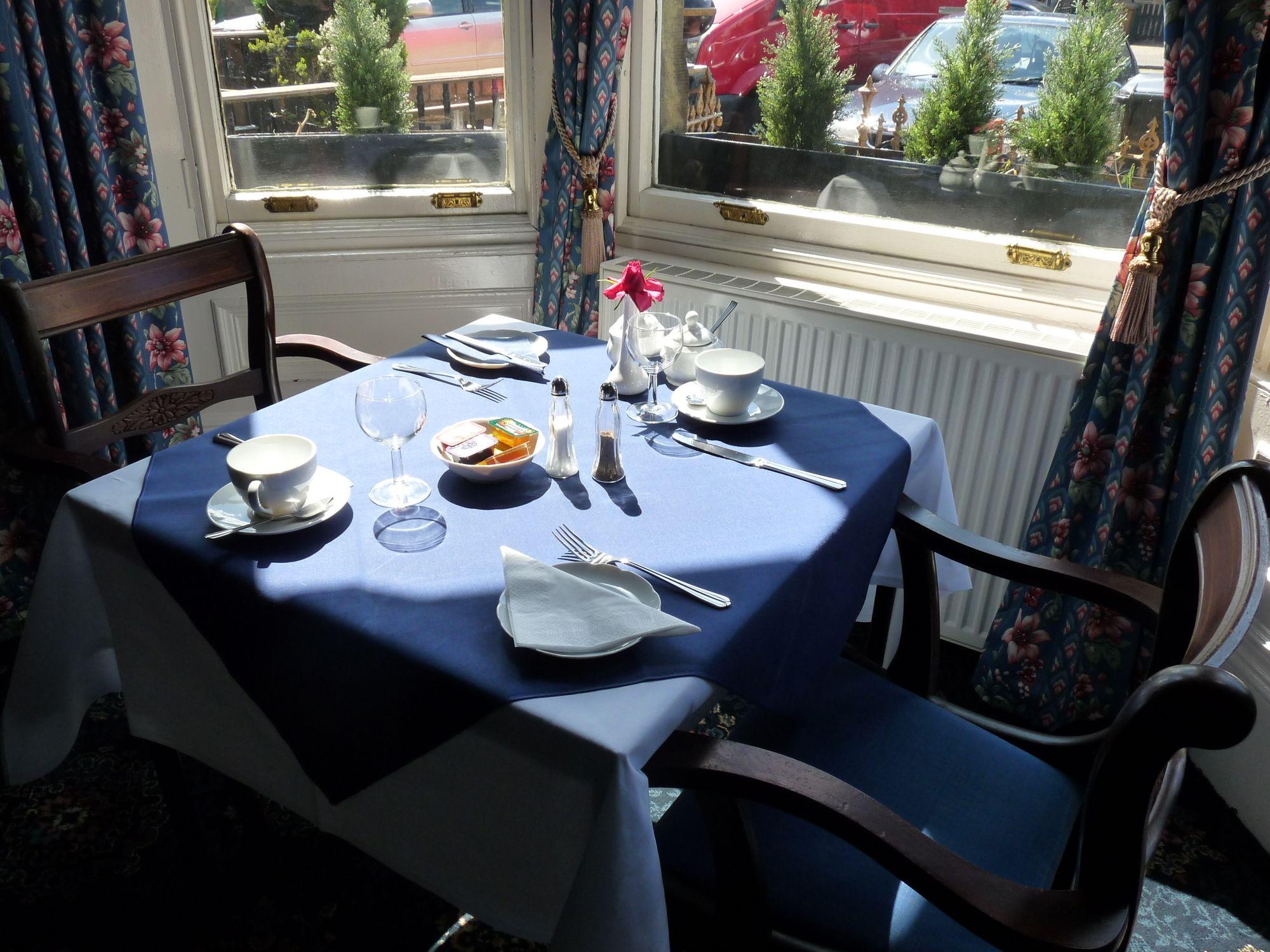 Restaurant Alba Hills Guest House