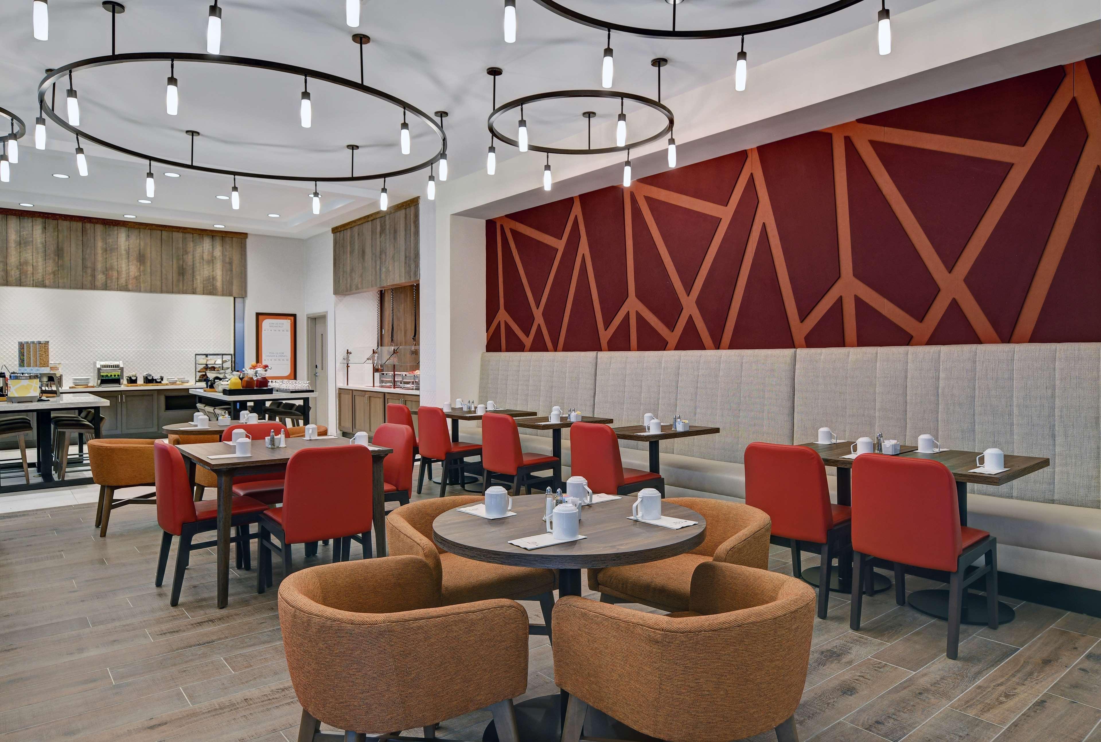 Restaurant Hilton Garden Inn Madison Huntsville Airport