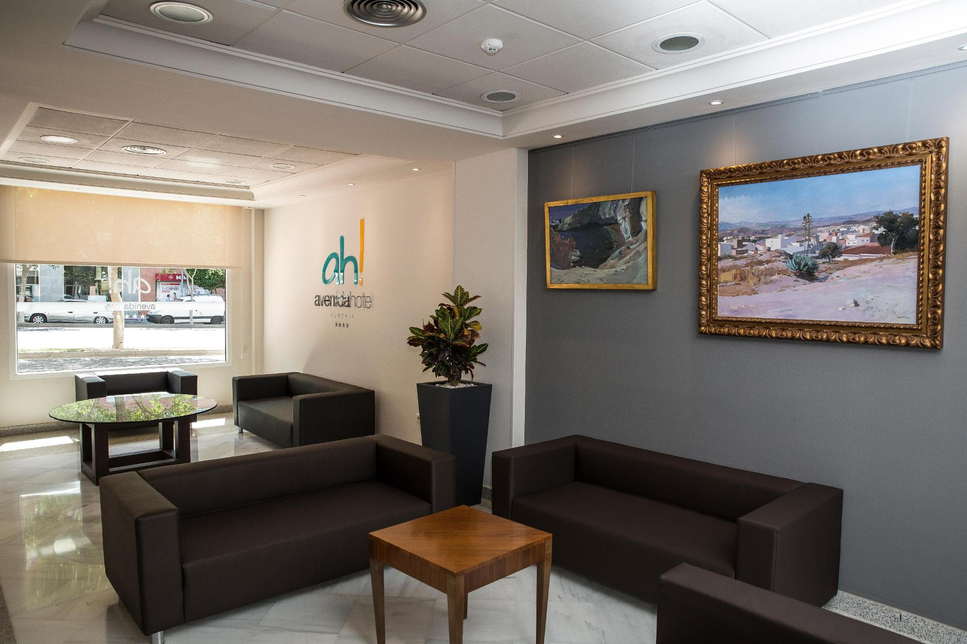 Vista Lobby Avenida Hotel Almería