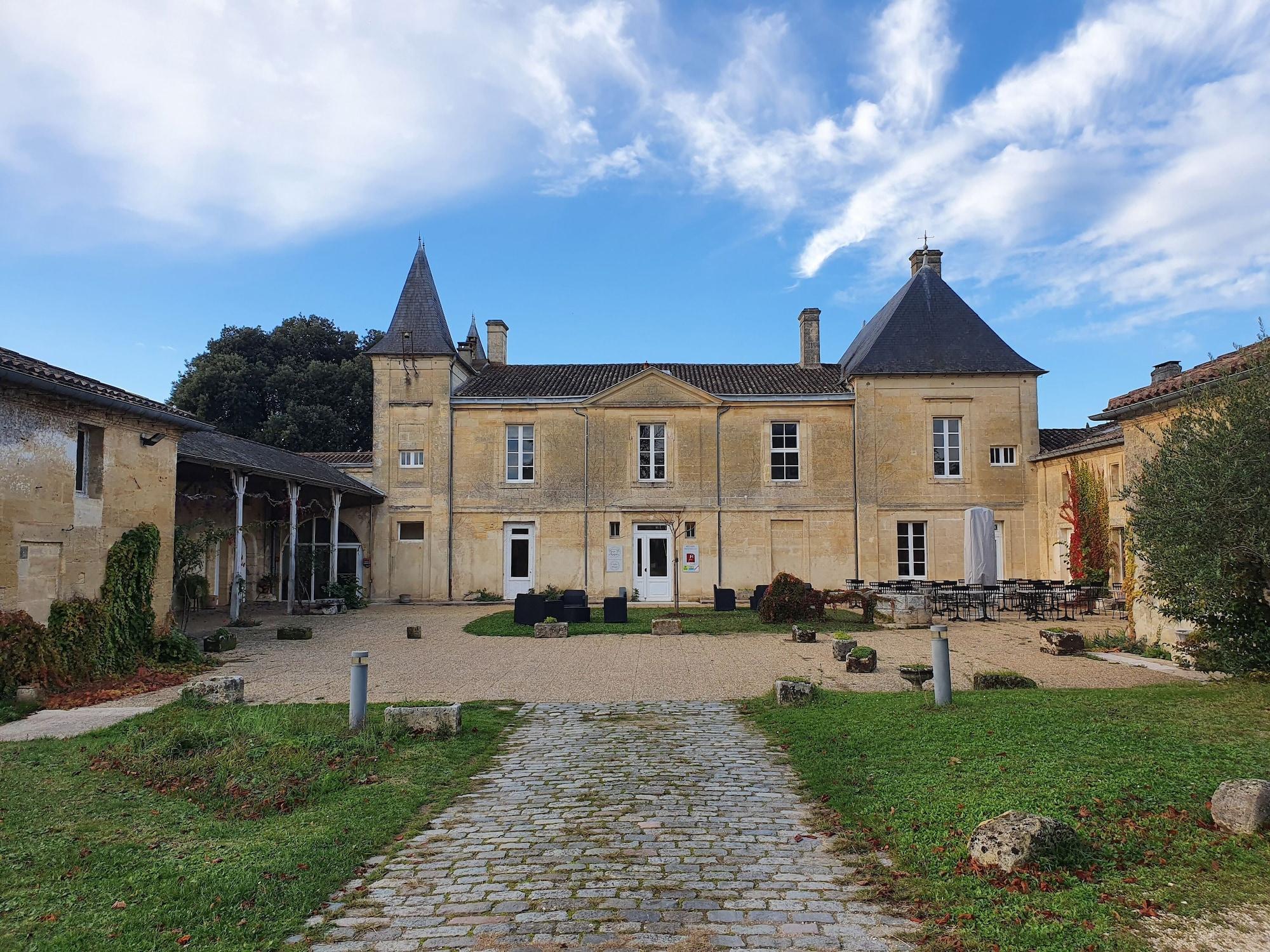 Vista Exterior Château Fleur de Roques