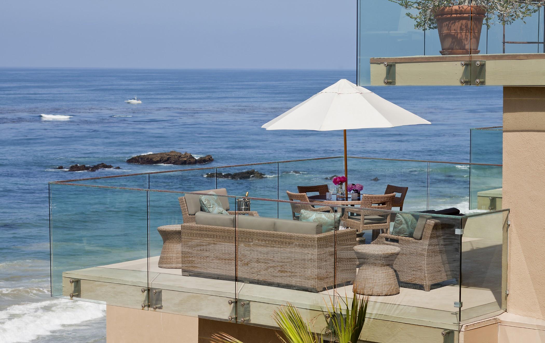 Vista Exterior Surf & Sand Laguna Beach