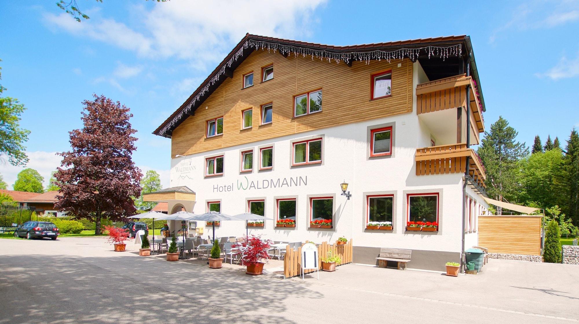 Vista Exterior Hotel Waldmann