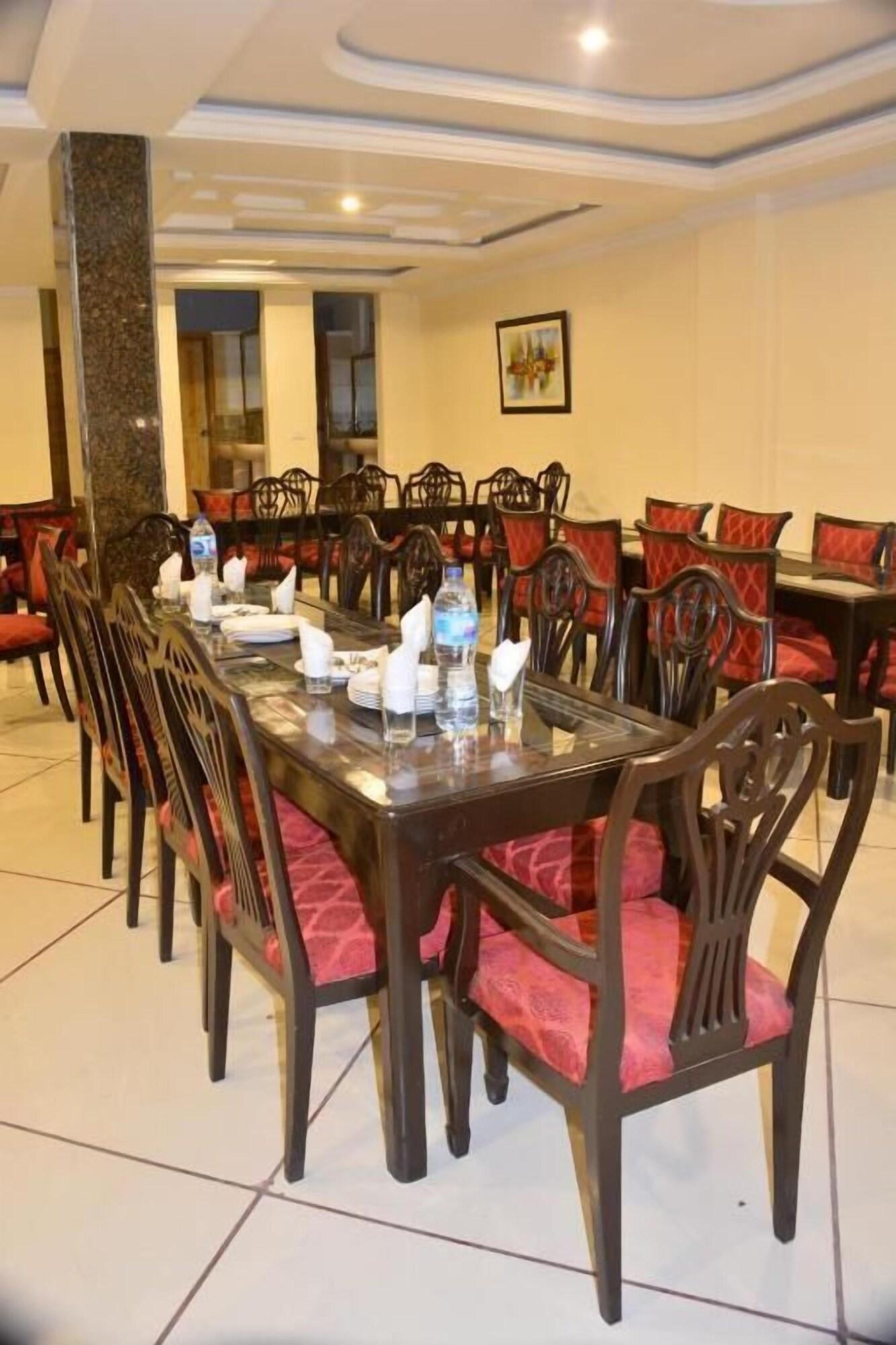 Restaurant Magnum Hotel and Restaurant
