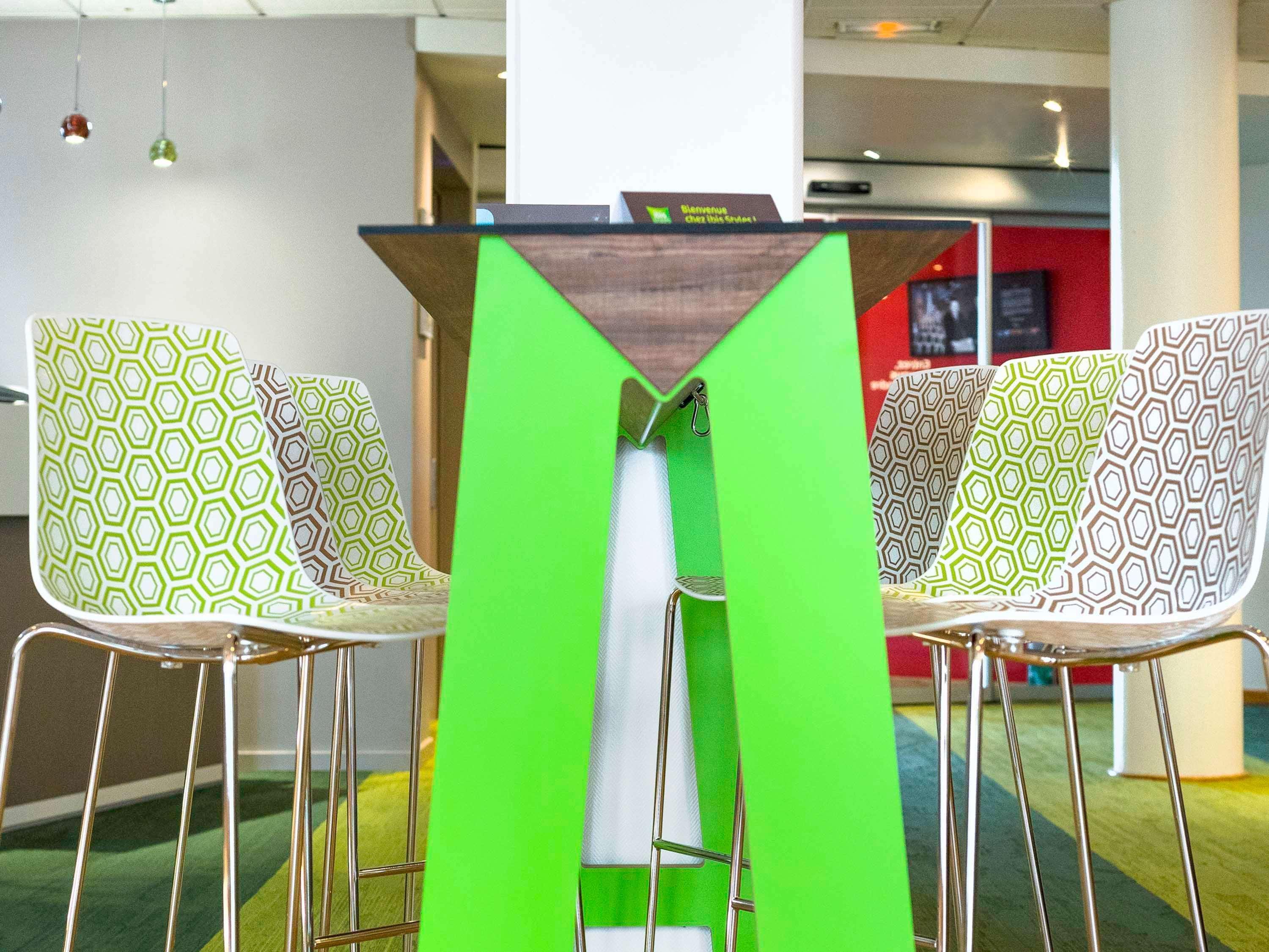 Bar/Salón ibis Styles Strasbourg Stade de la Meinau