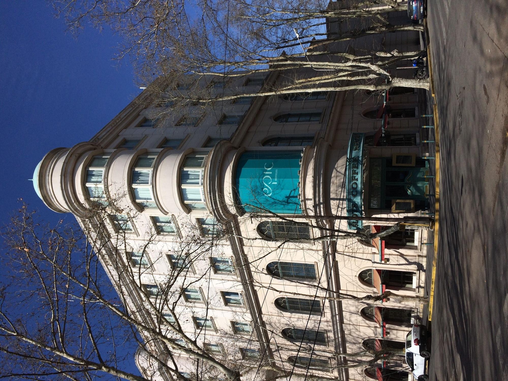 Vista Exterior Epic Hotel Villa Mercedes