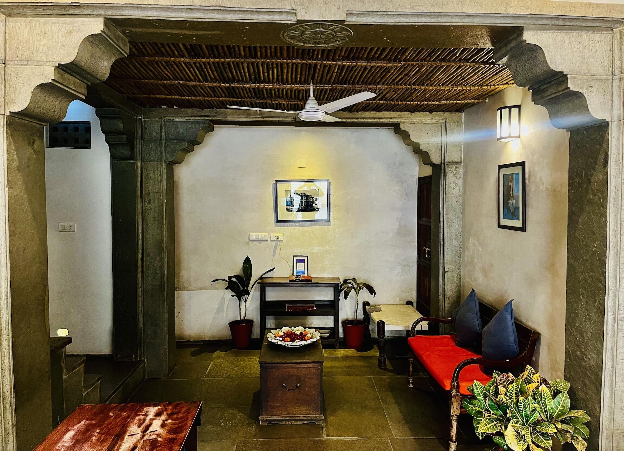 Vista Lobby Madri Haveli