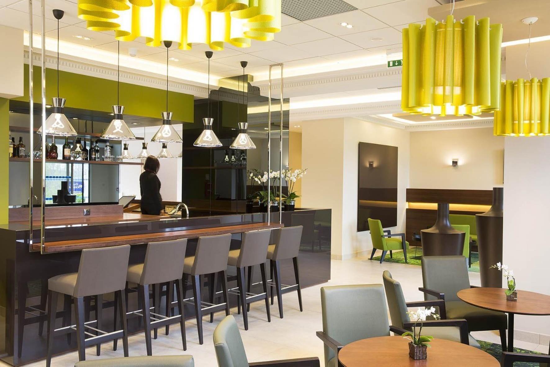 Bar/Salón Escale Oceania Orleans