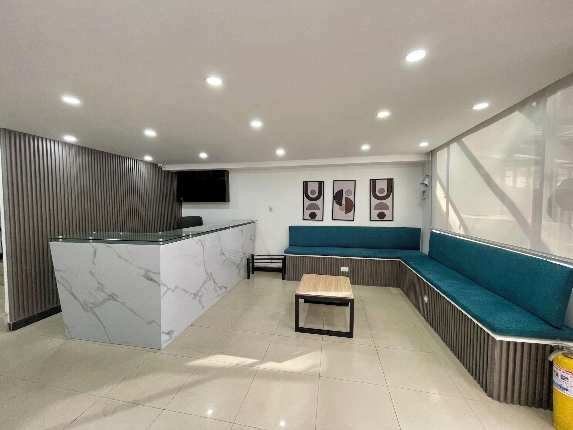 Vista Lobby Hotel Embajada 44