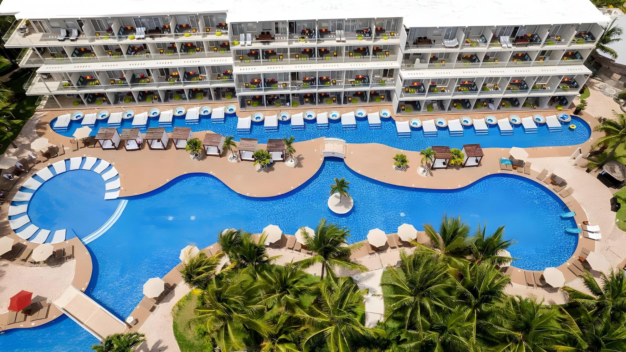 Vista Exterior Selection Riviera Cancún - All Inclusive