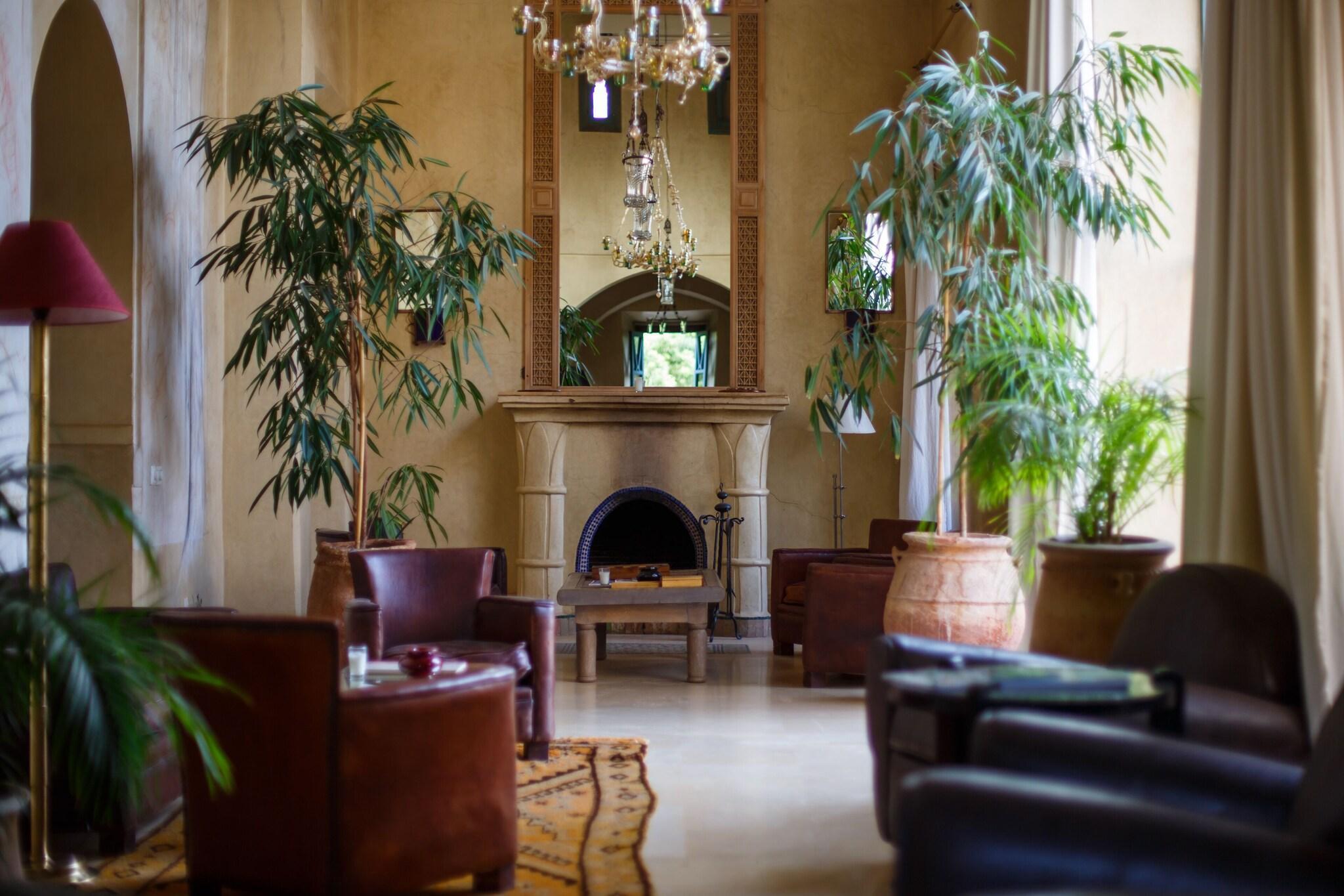 Vista Lobby Les Deux Tours