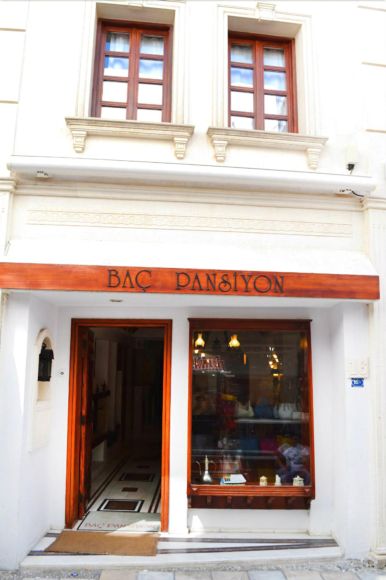 Varios Bac Pansiyon