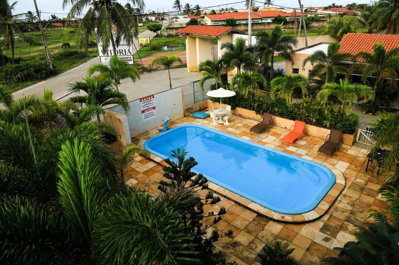 Vista Piscina Pousada vitoria