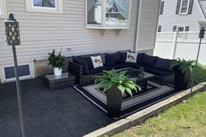 Renta temporal - West Roxbury Retreat–Near Downtown Boston, Steps to Train & Bus,member only deal