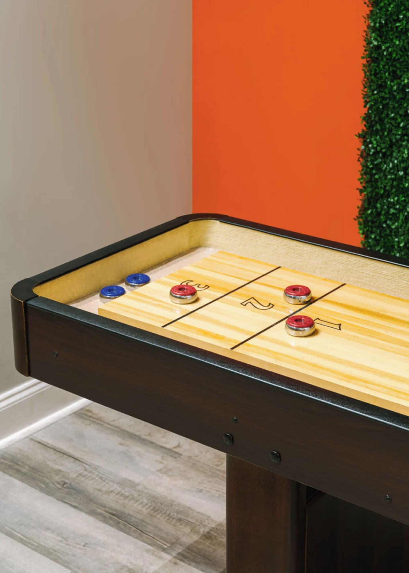 Instalaciones Recreativas Roami at Duncan Plaza