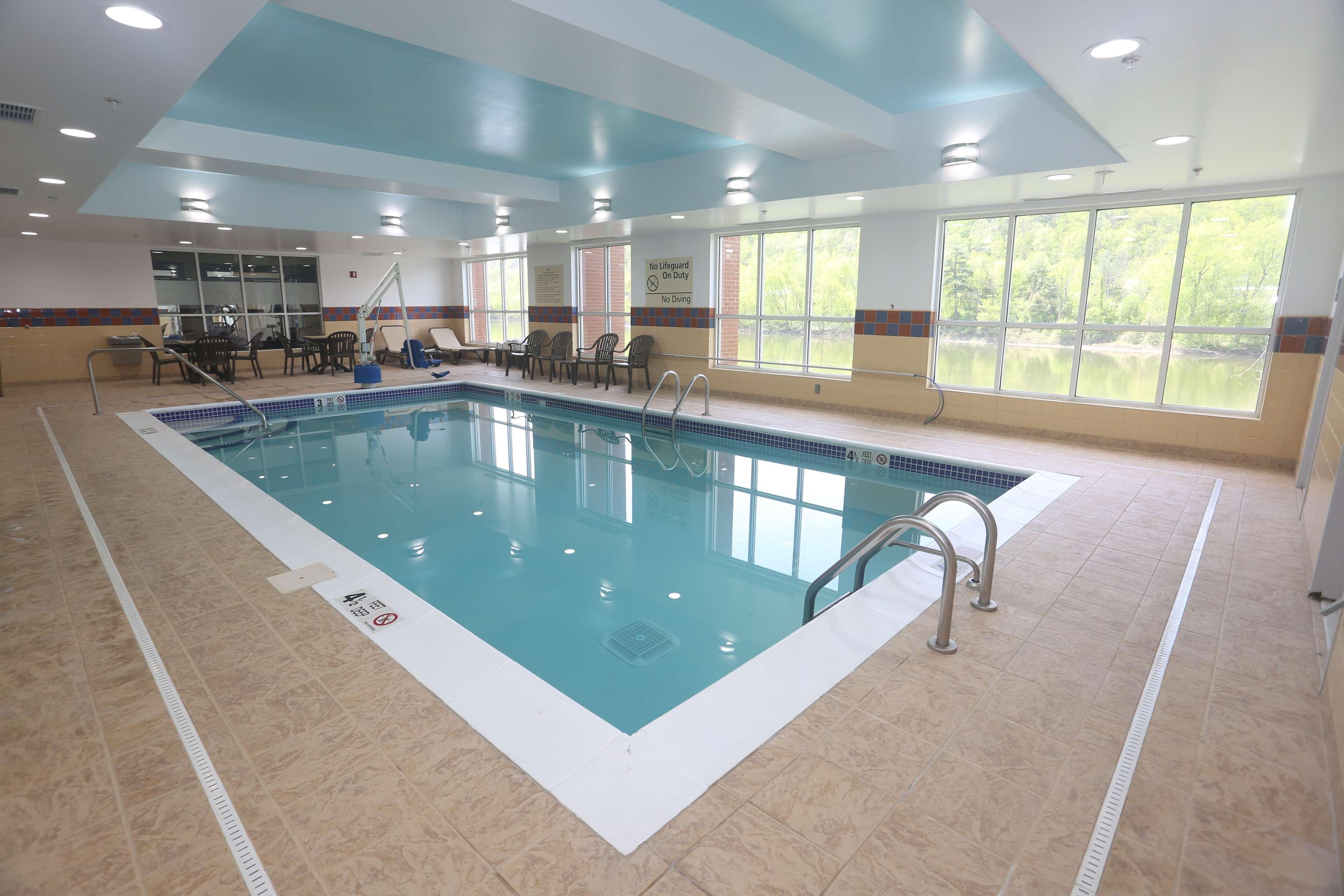 Vista Piscina Hampton Inn Owego