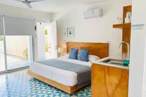 Alquiler Vacacional - Studio with private terrace in the heart of Cancun! Ideal for couples!