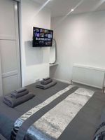 Alquiler Vacacional - The Crescent, Modern Coastal Home. Pet-Friendly!