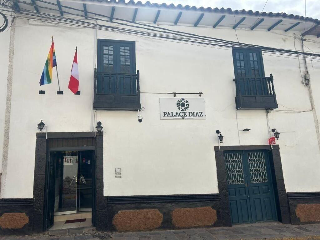 Vista Exterior PALACE DIAZ INN