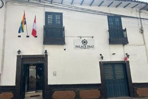 Alojamiento - PALACE DIAZ INN