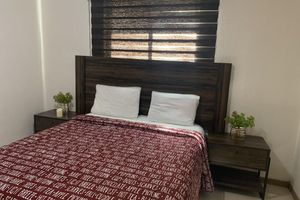 Alquiler Vacacional - Plaza del Sol / Expo Guadalajara Complete Apartment (Ground Floor)