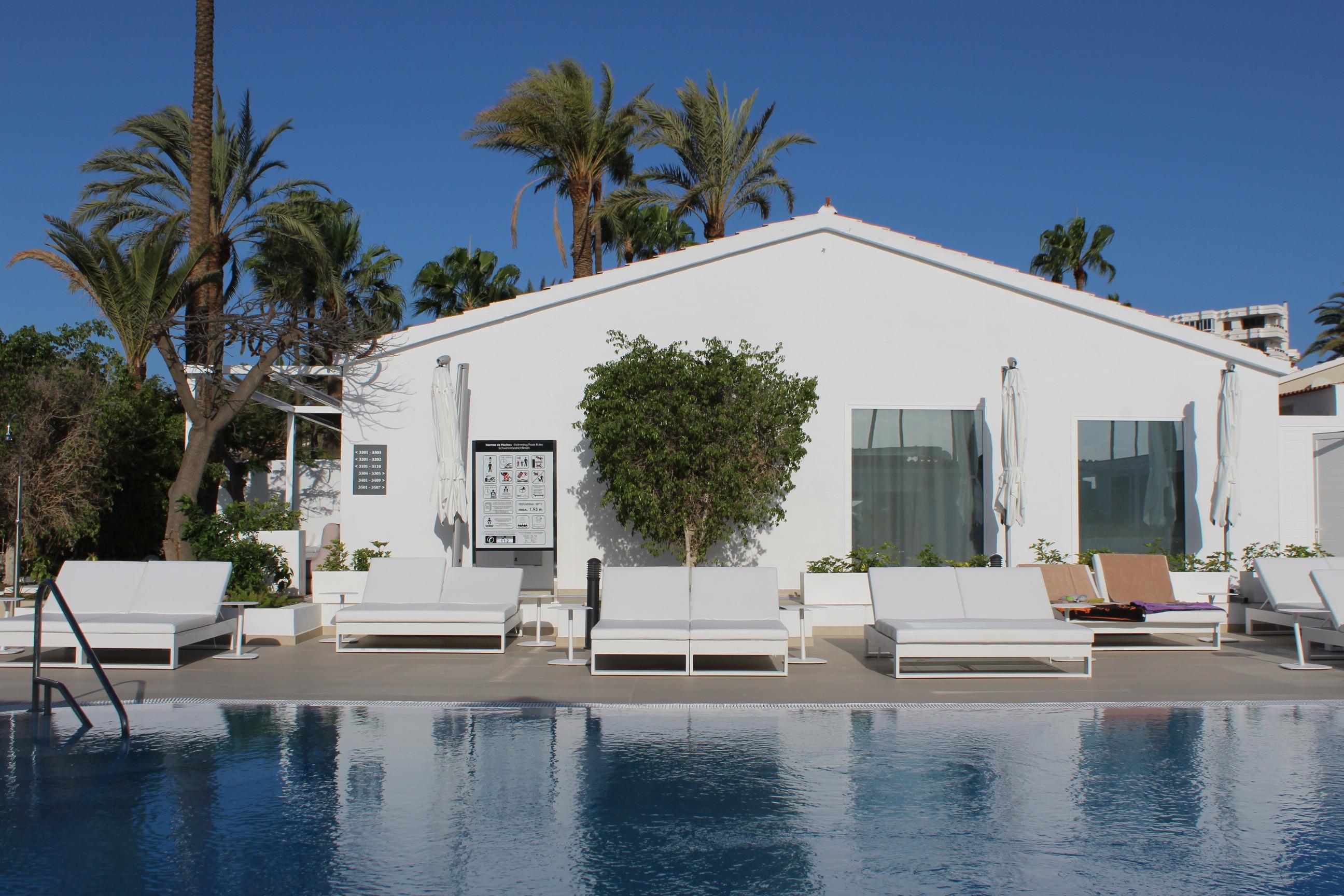 Vista Piscina Paradise Island