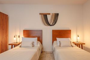 Alquiler Vacacional - Beautiful Residence with Private Rooftop & Jacuzzi 3 min from Paseo Montejo