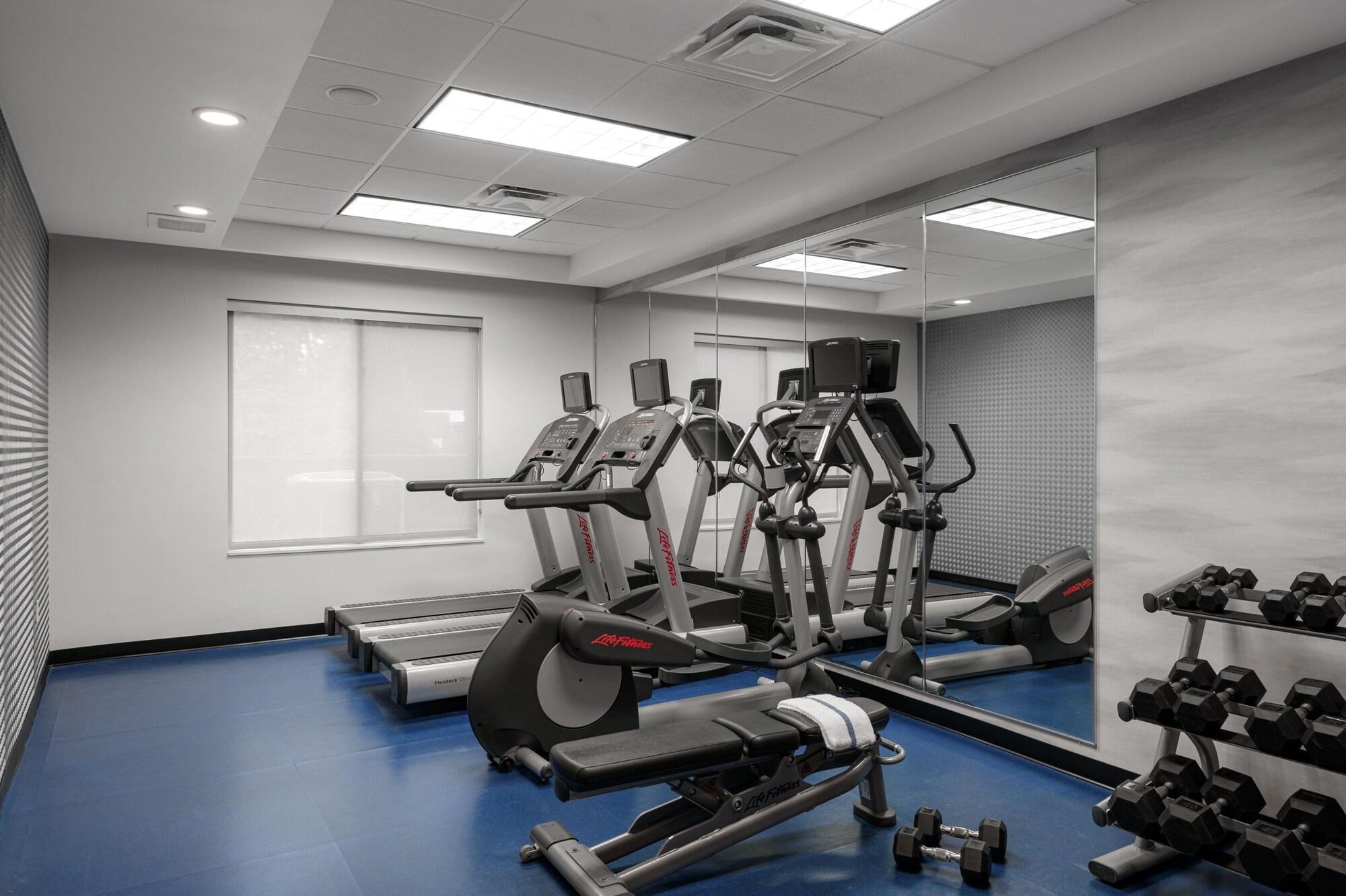 Gimnasio Fairfield Inn & Suites Columbia