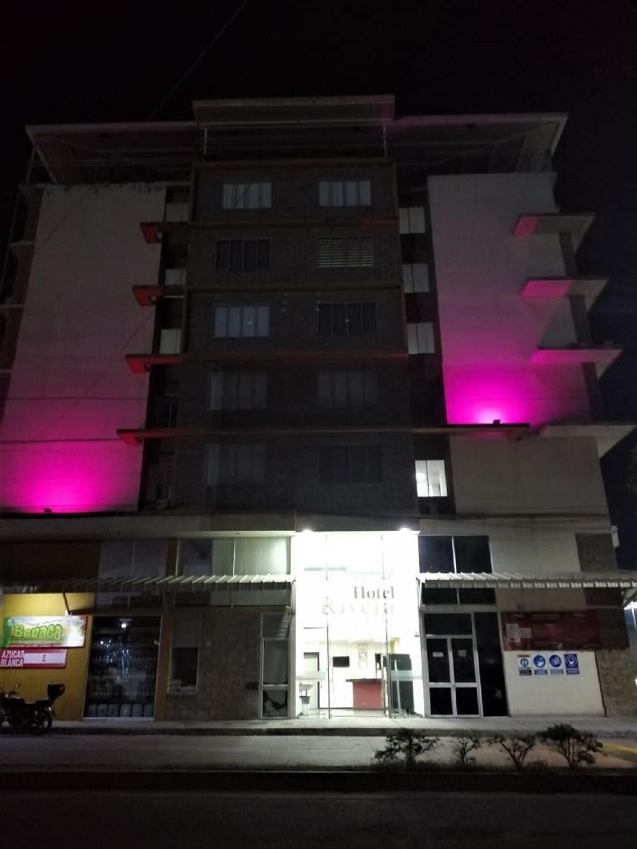 Vista Exterior Hotel Rivera Central
