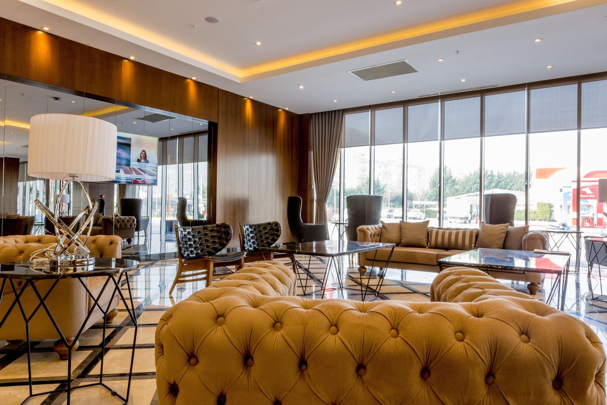 Vista Lobby Willmont Hotel