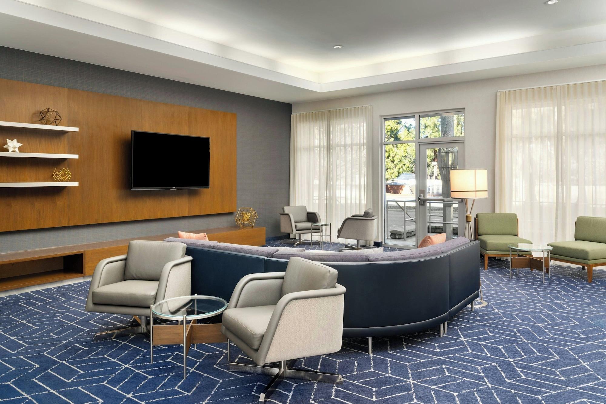 Vista Lobby Courtyard by Marriott Sunnyvale Silicon Valley