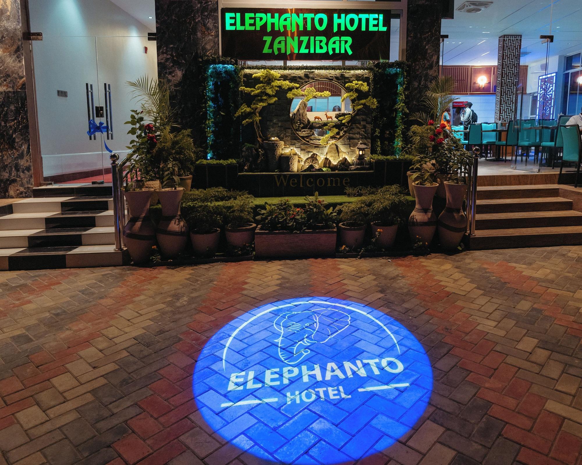 Varios Elephantohotel