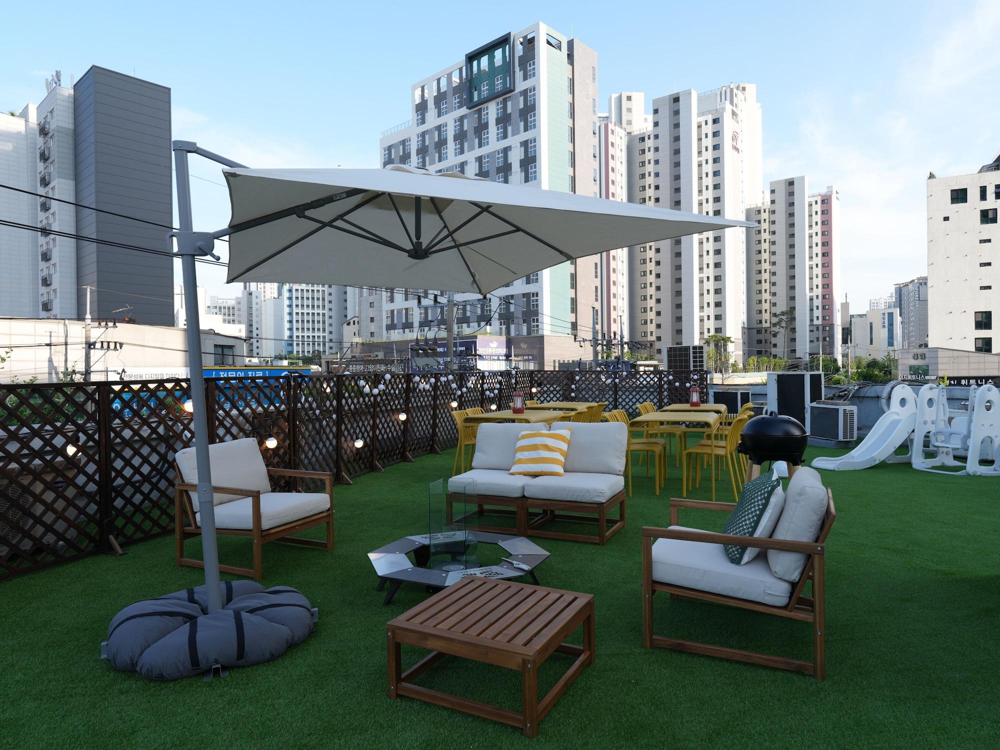 Varios The Road Minihotel