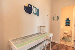 Alquiler Vacacional - Top floor upscale contemporary space with great views and great location