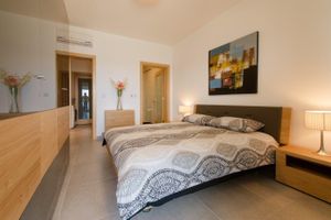 Alquiler Vacacional - Seafront Luxury APT With Pool