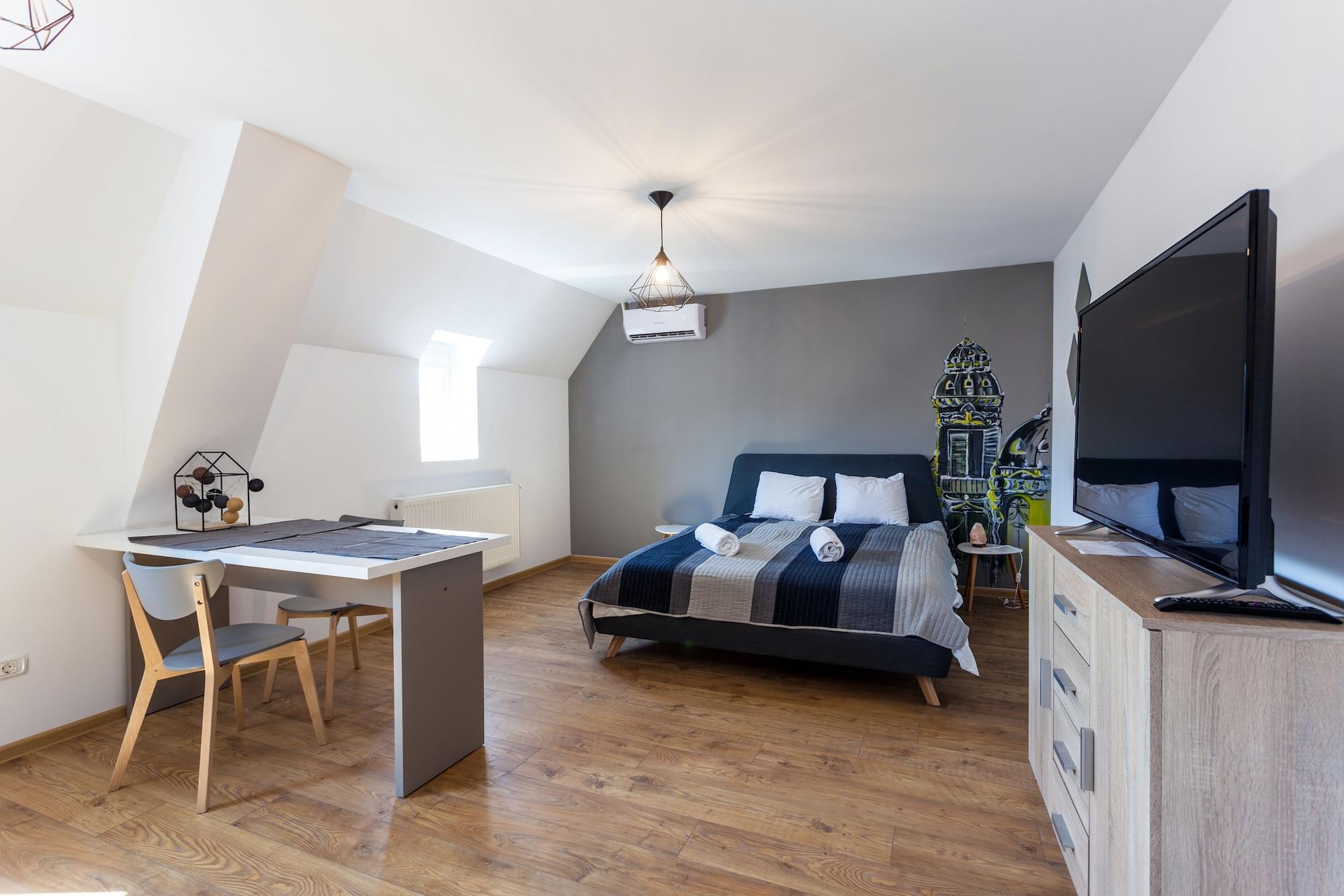 Varios Benjamin Franklin Suite