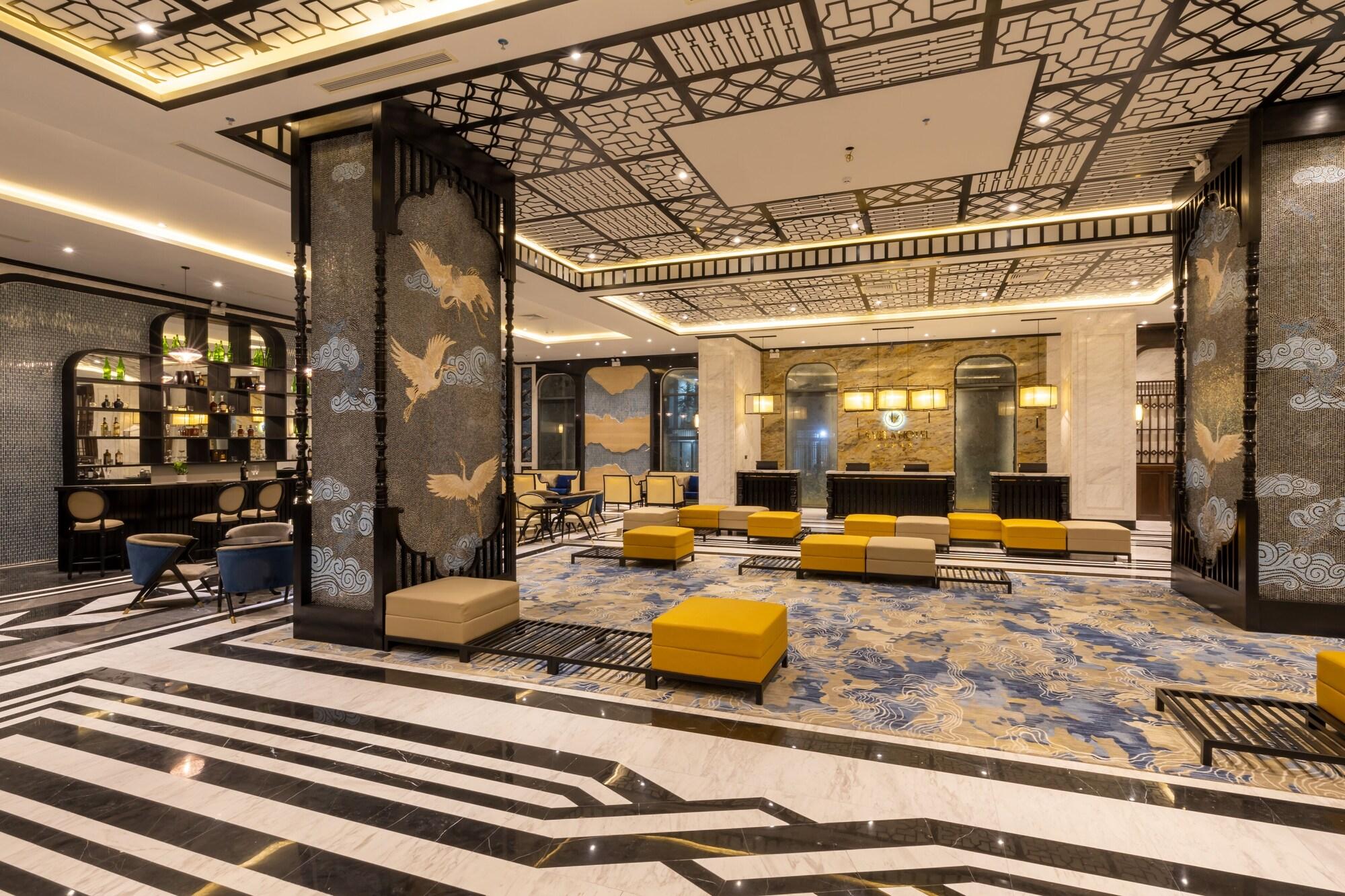 Vista Lobby La Vela Hue Hotel