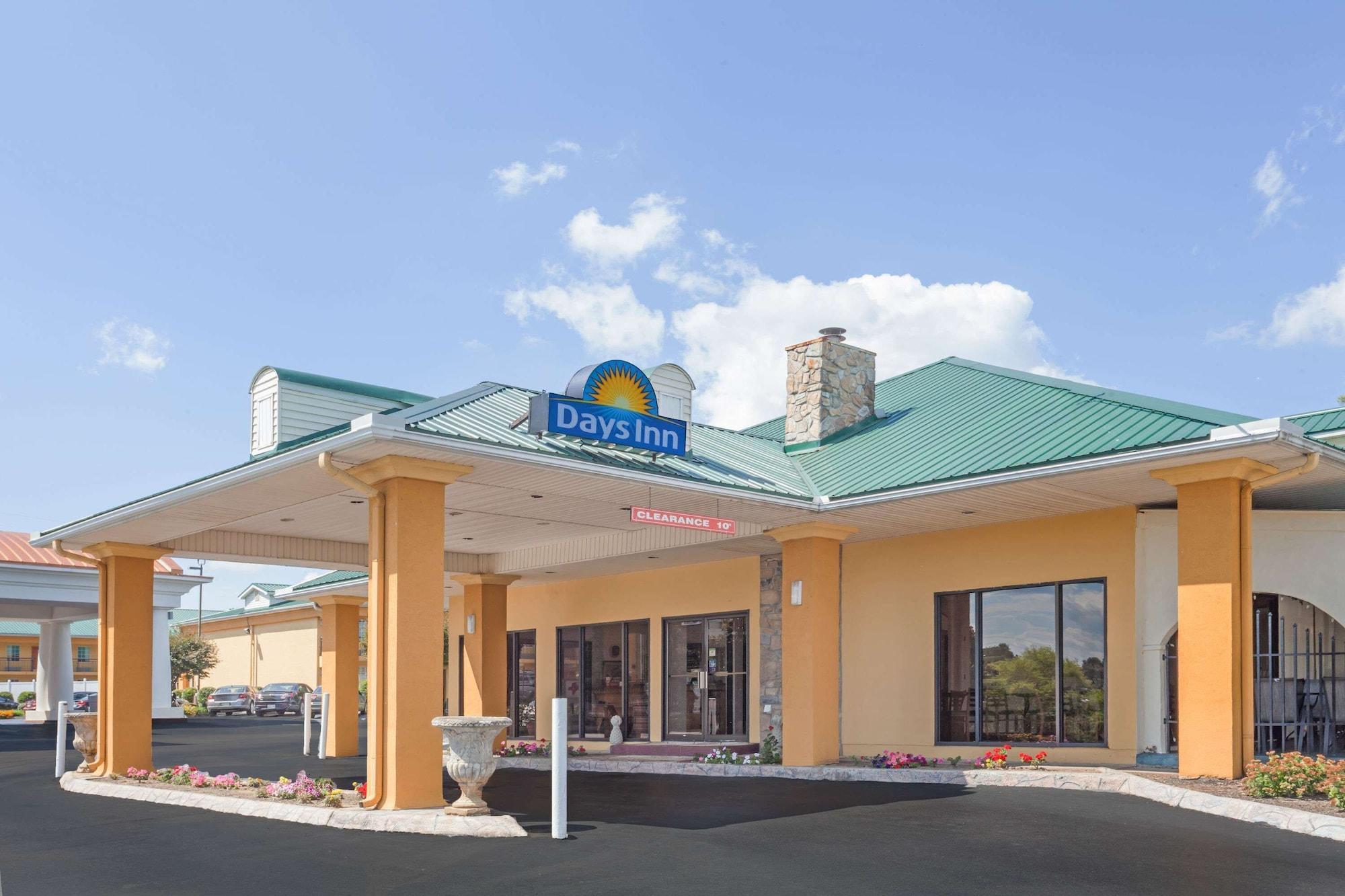 Varios Days Inn by Wyndham Lenoir City