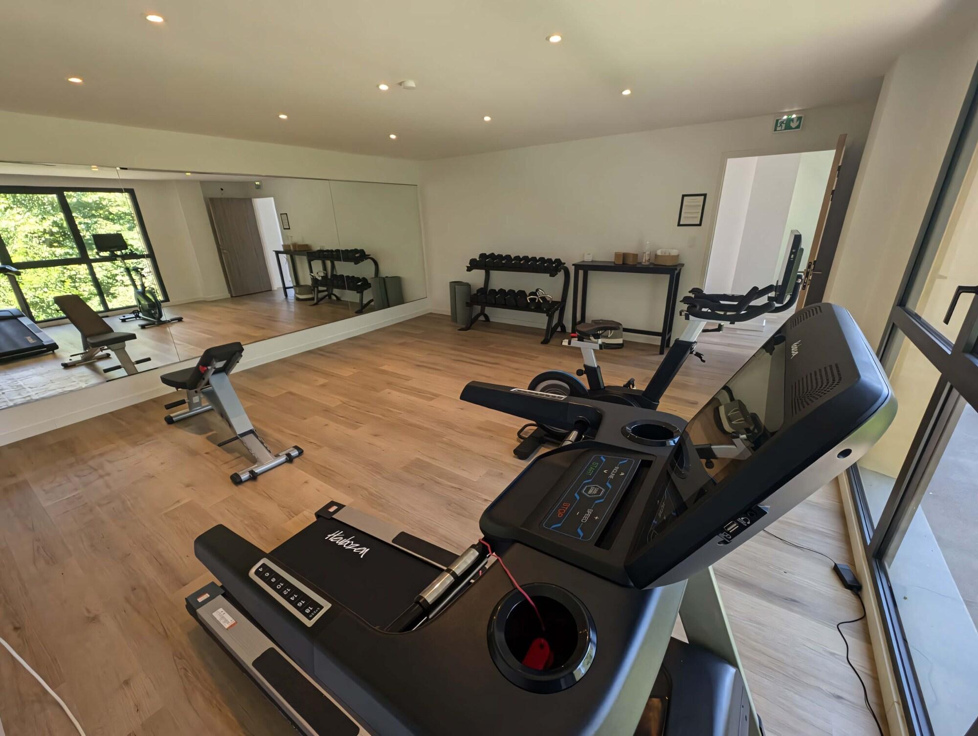Gimnasio Domaine Ribiera, Hotel 5 Etoiles, SPA & Golf - Forcalquier