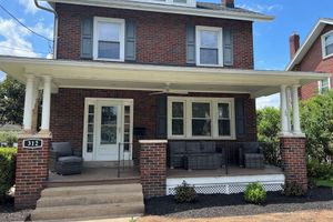 Alquiler Vacacional - New Spacious single w/ parking. Bikes, XBOX,