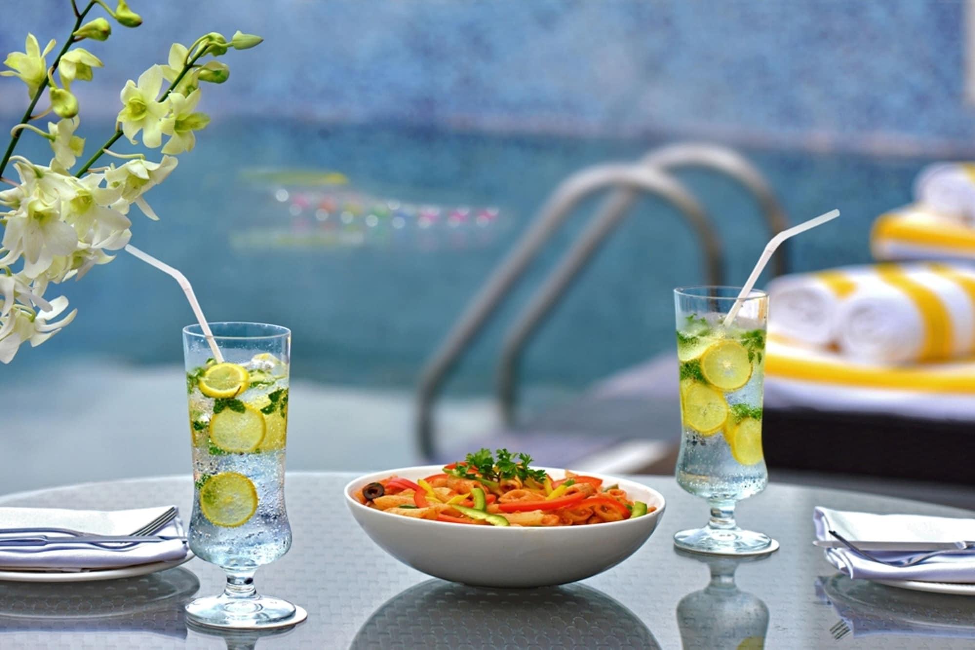 Restaurant Golden Tulip Lucknow
