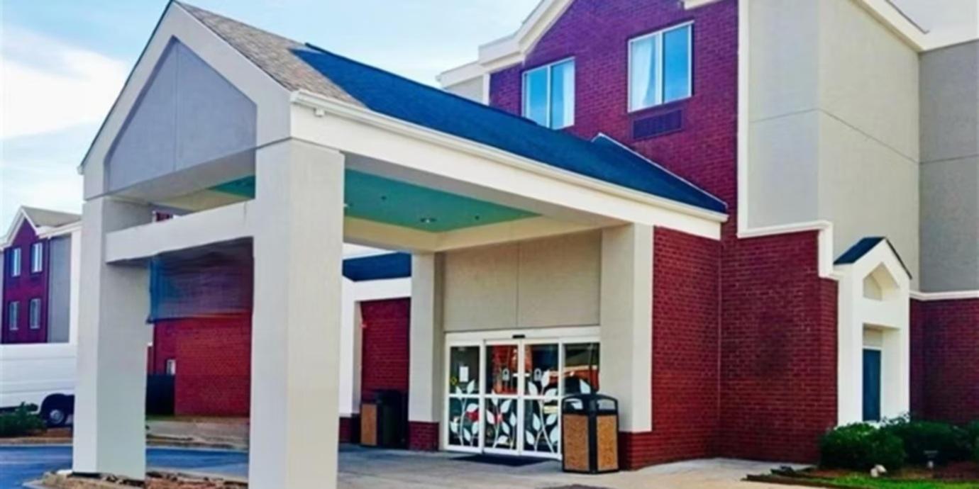 Vista Exterior Gerner by IHG